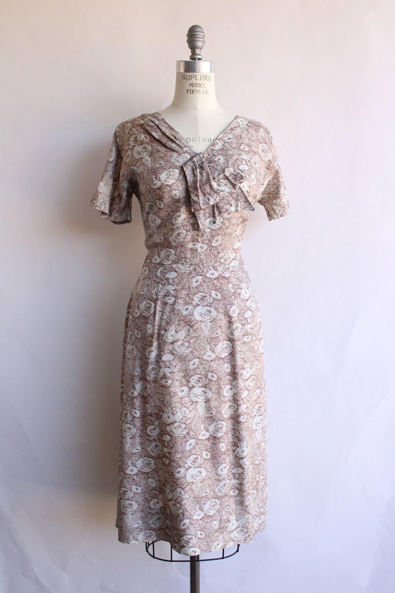 Vintage 1940s Kay Carter Brown and Gray Floral Print Rayon Day Dress