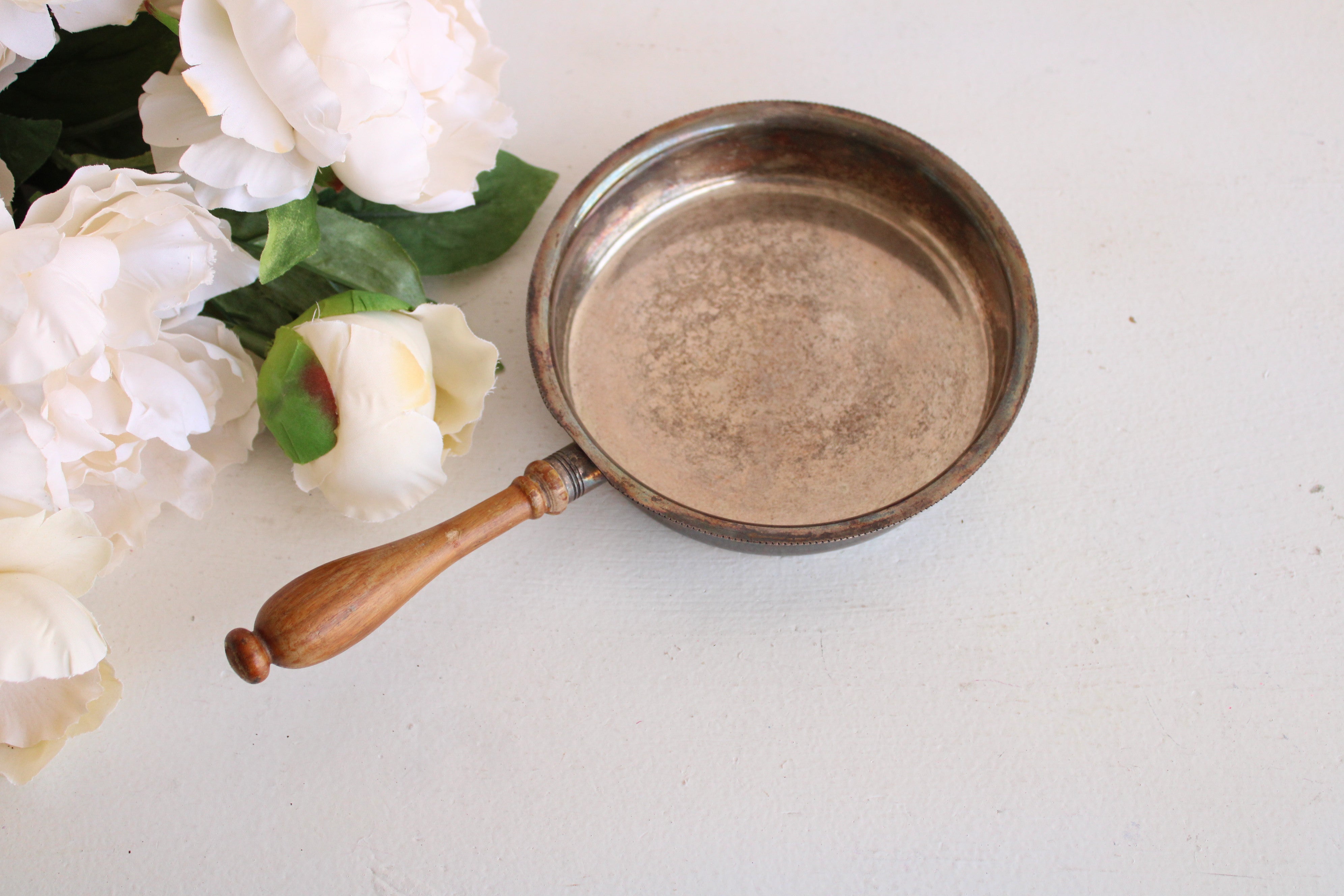 Vintage 1950s Silent Butler, Sheffield Silver Co Plated Over