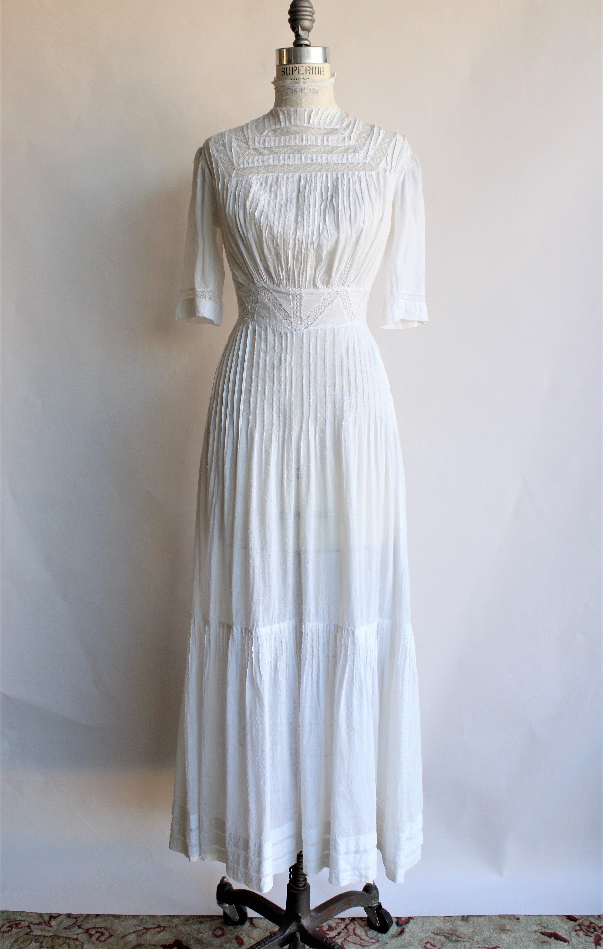 Antique Edwardian White Dress In Cotton and Lace – Toadstool Farm