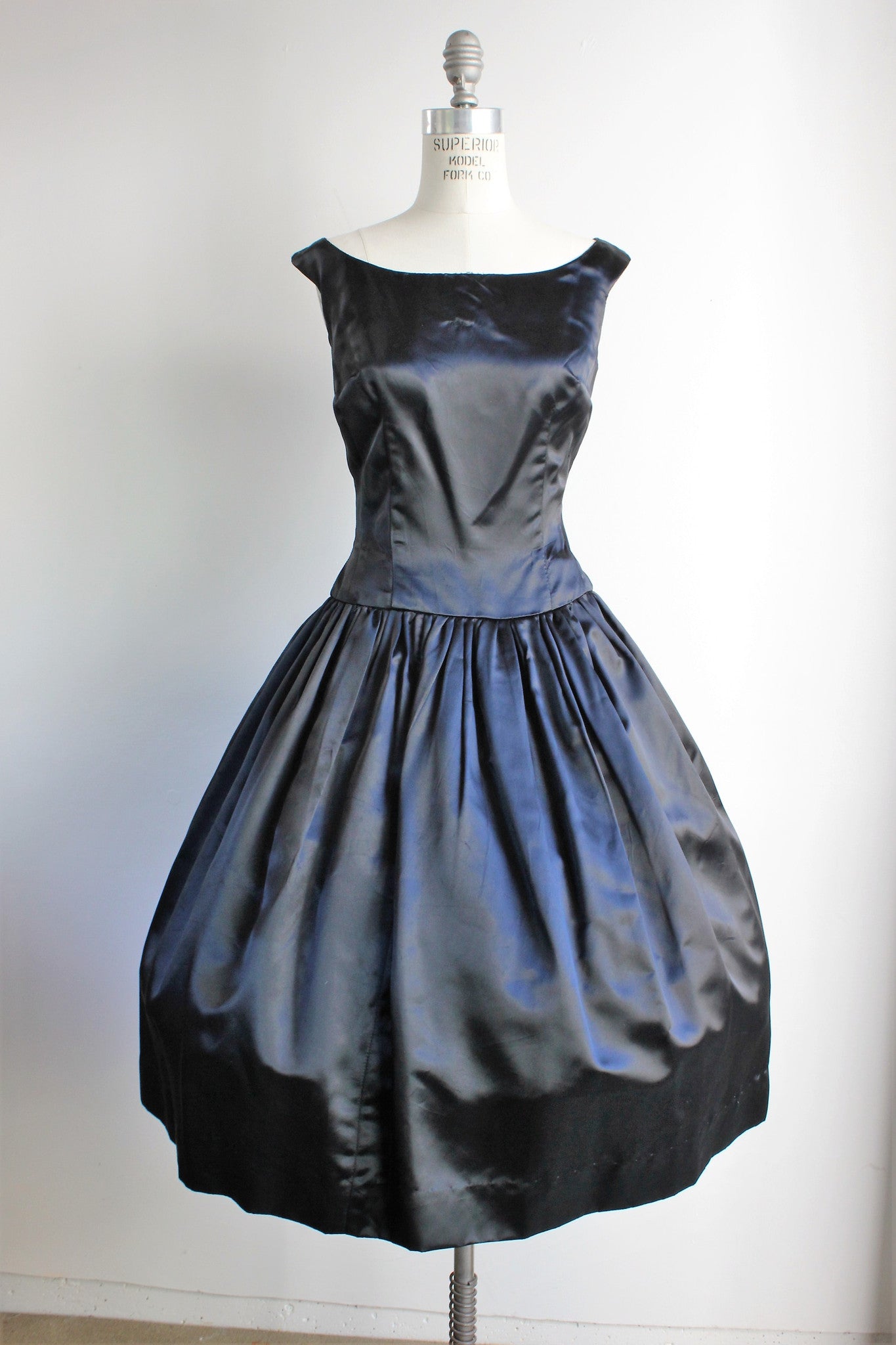 1950s 2024 silk dress