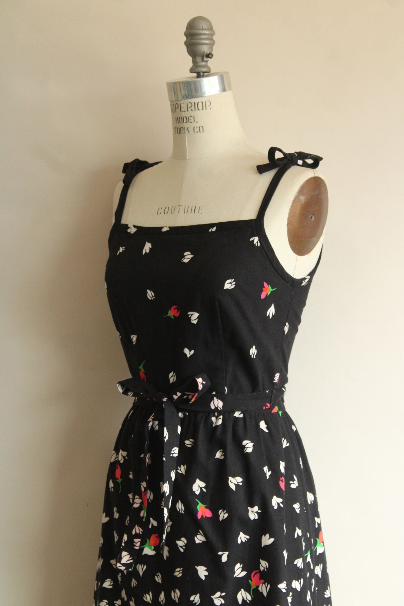 Vintage 1960s Malia Honolulu Floral Print Sundress