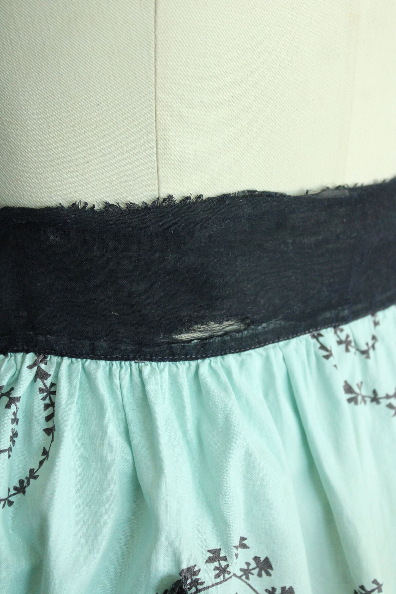 Vintage 1960s Apron, Mint Green and Black Cotton Half Apron with Ricrac Trim