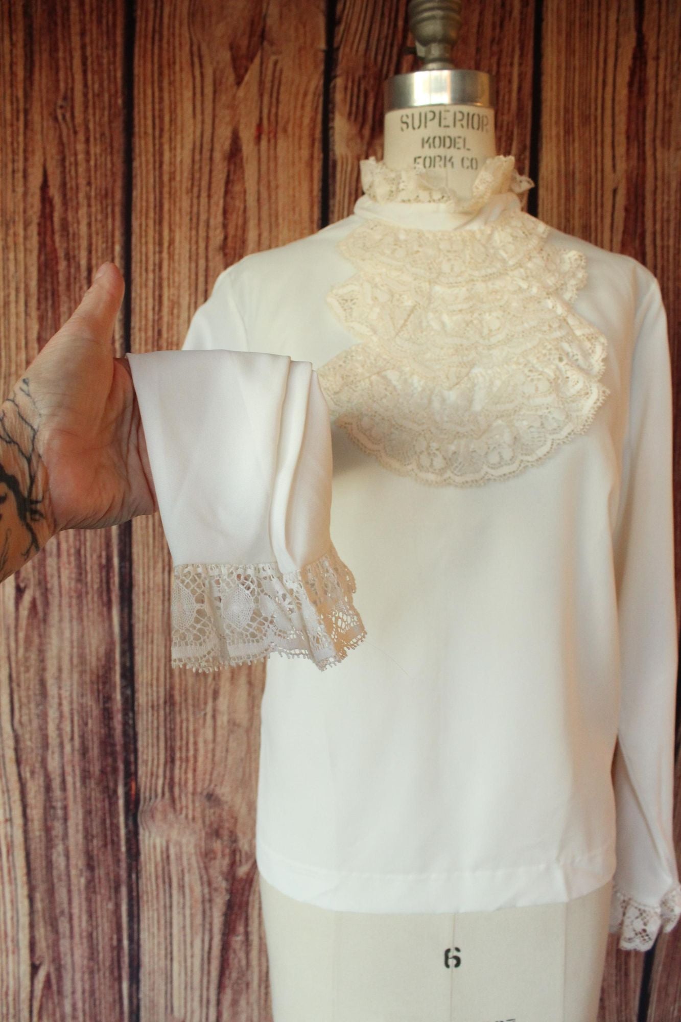 Vintage 1960s New with Tags Judy Bond White Top with Lace Jabot