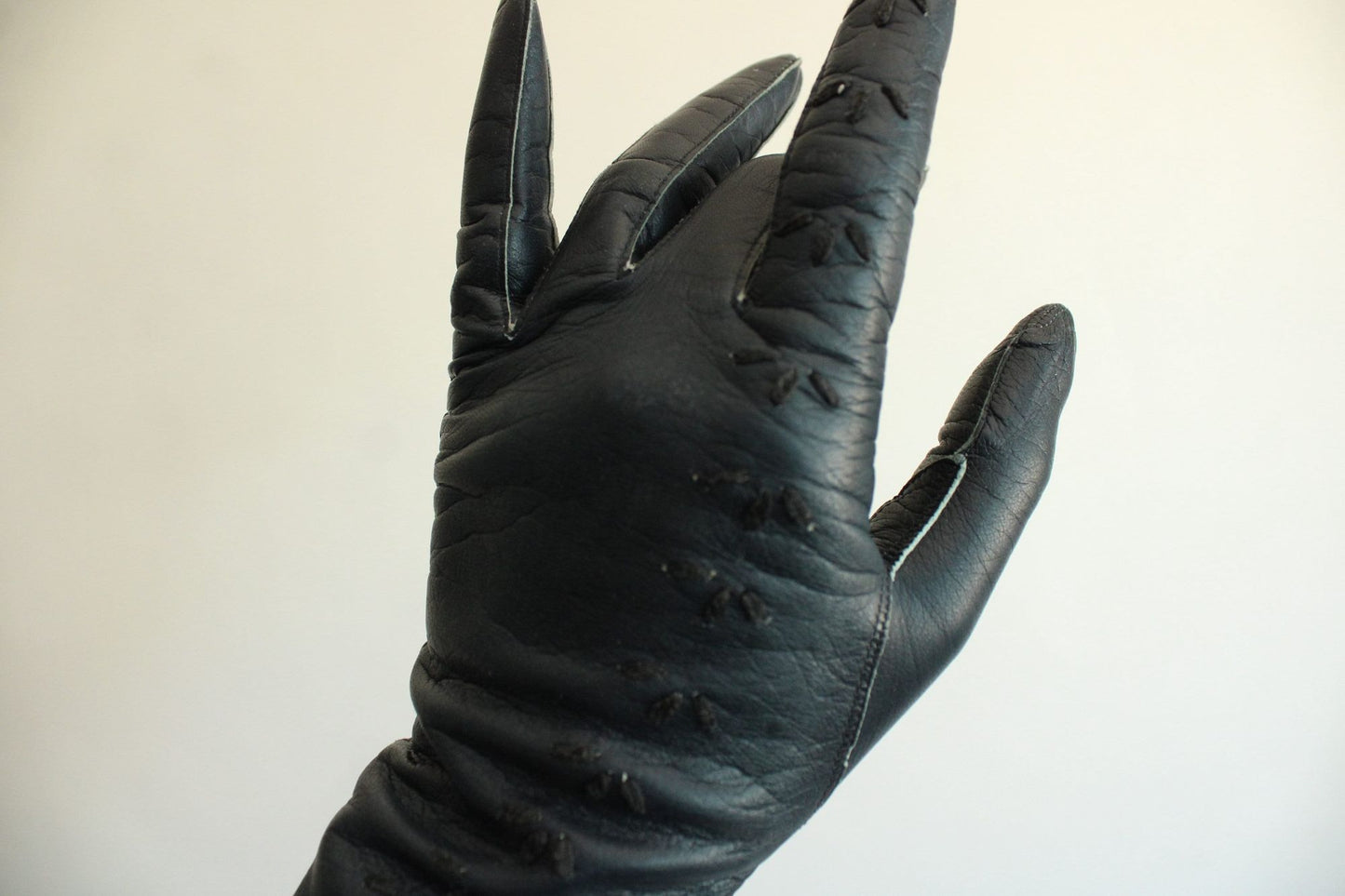 Vintage 1950s Size 7.5 Black Italian Leather Gloves