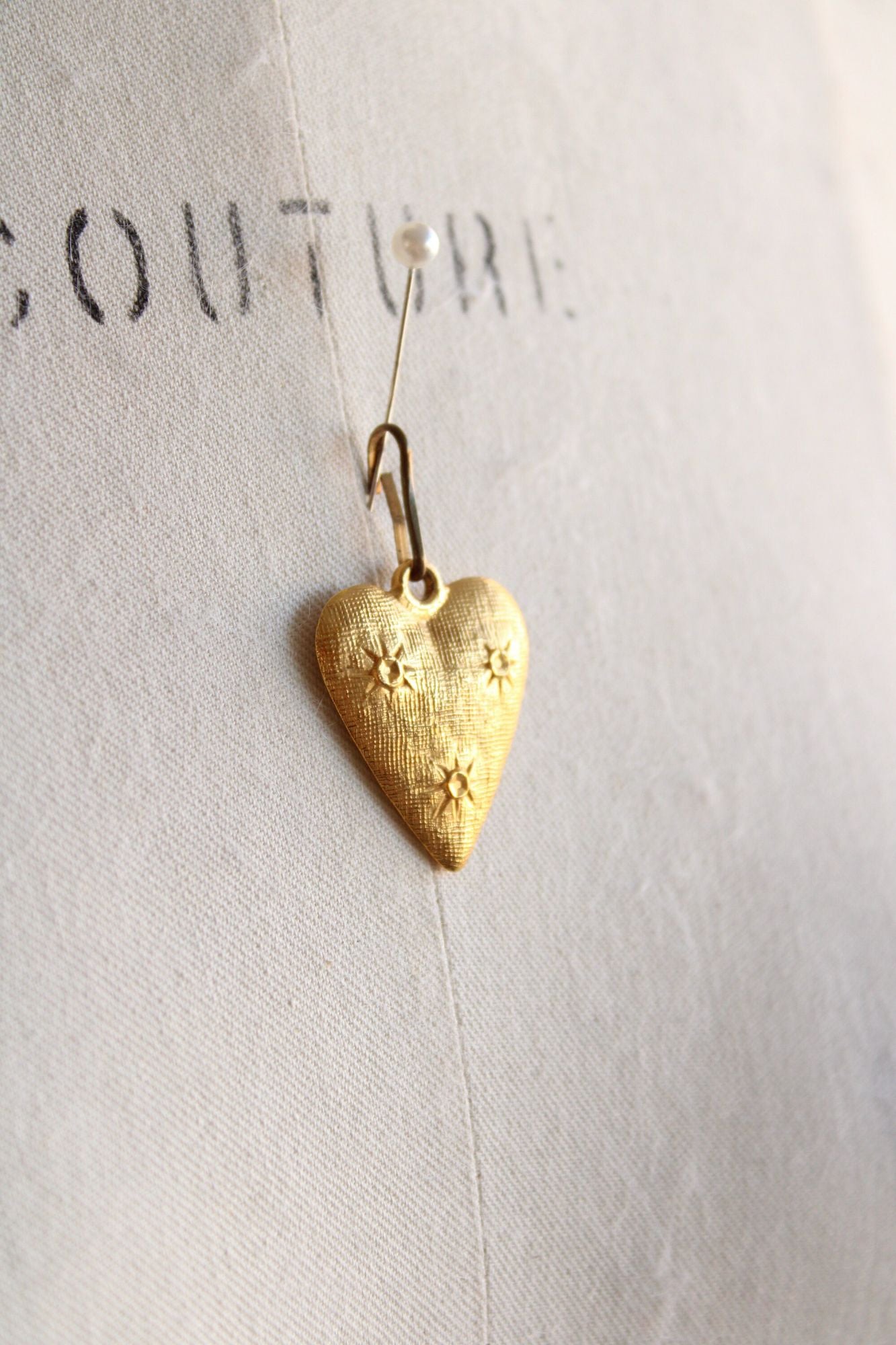 Vintage 1960s Pendant, Heart in Gold Tone Metal Necklace