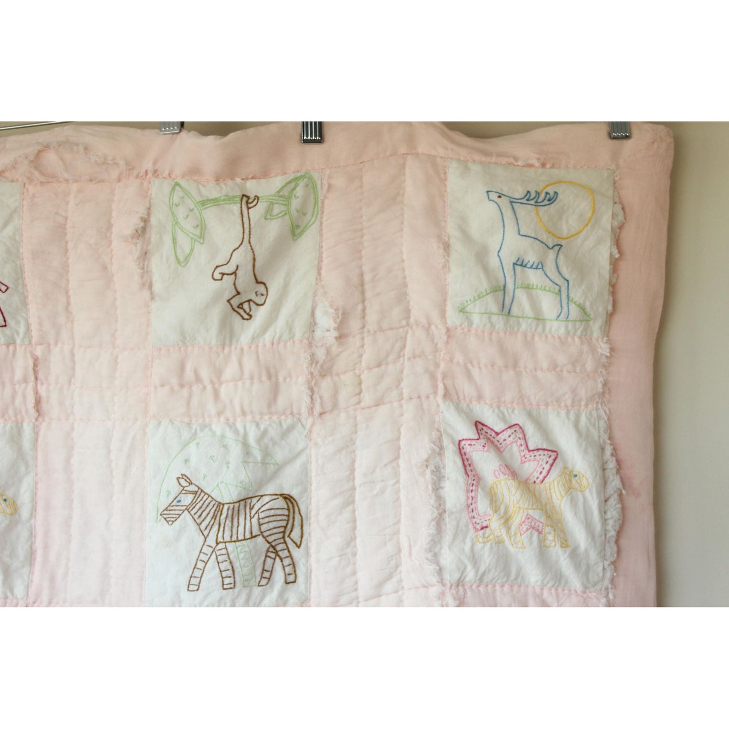 Vintage 1950s 1960s Baby Blanket with  Zoo Animal Embroidery