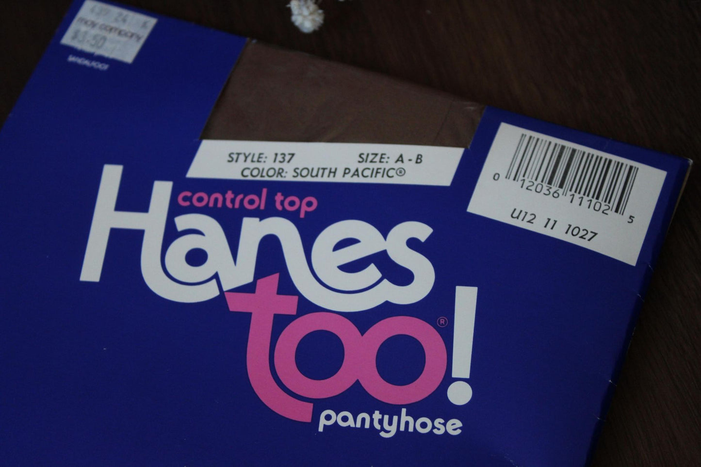 Vintage 1980s 1990s New NOS Hanes Too Pantyhose