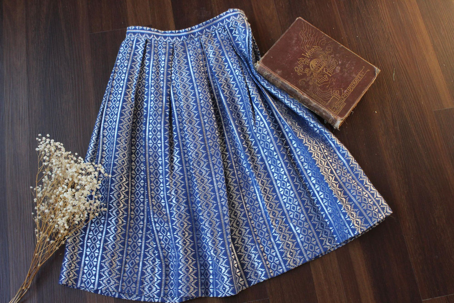 Vintage 1960s Blue and Silver Full Pleated Skirt