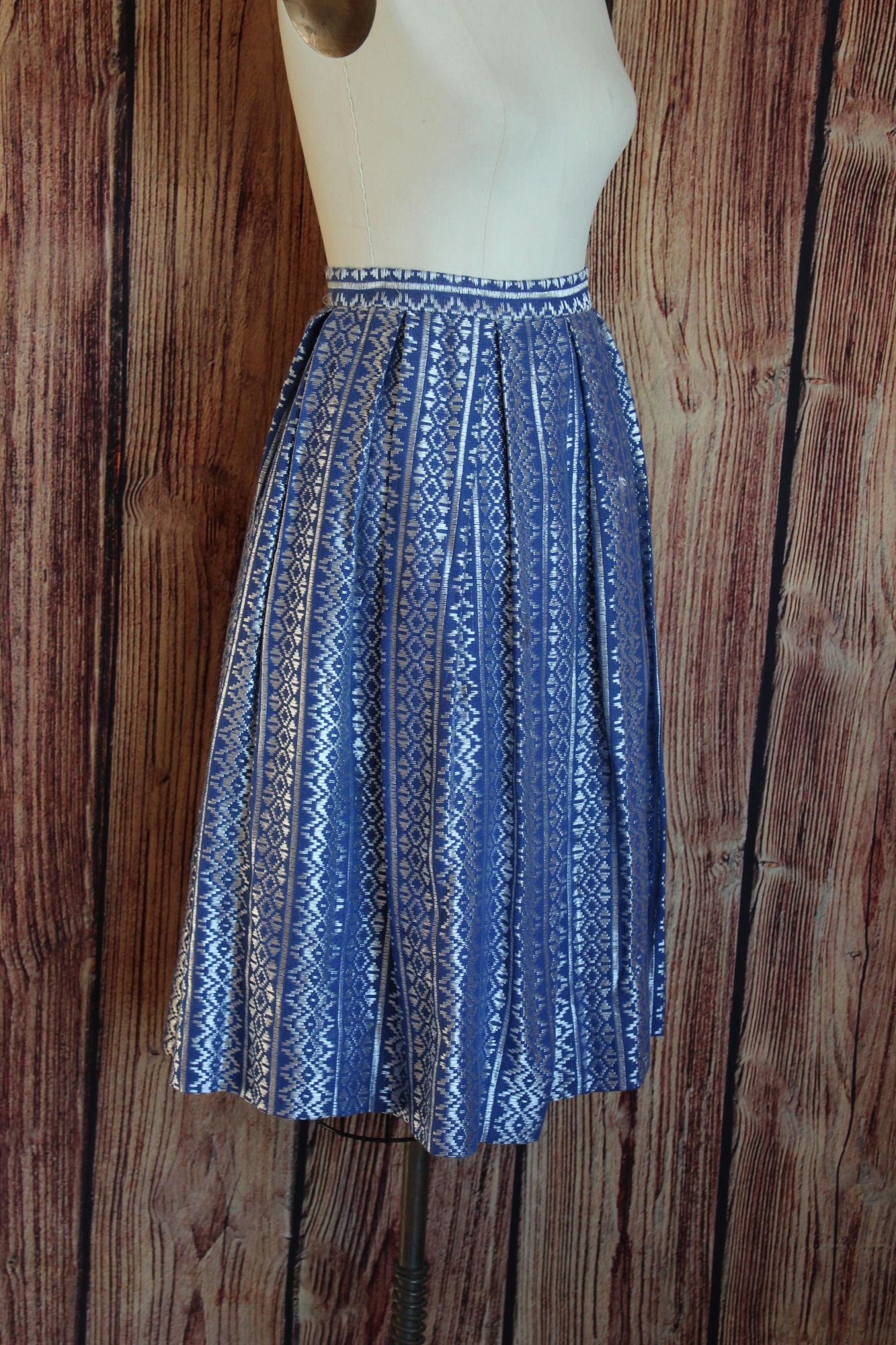 Vintage 1960s Blue and Silver Full Pleated Skirt