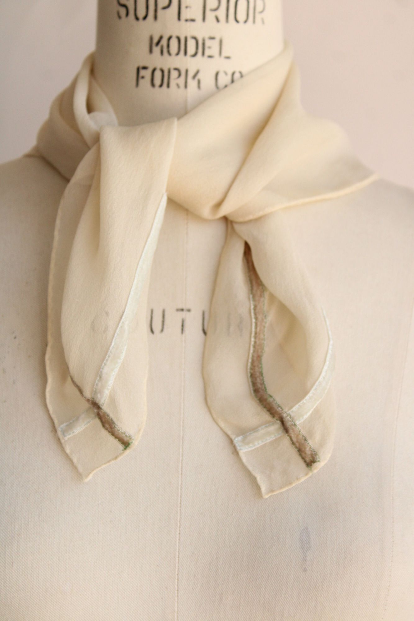 Vintage 1980s 1990s Ivory Silk Chiffon Scarf