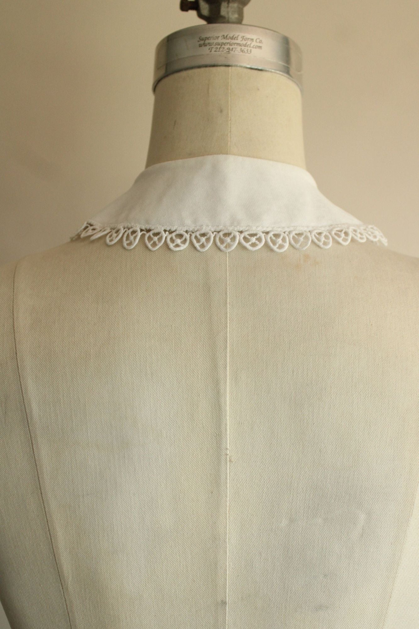 Vintage 1950s 1960s White Blouse Collar