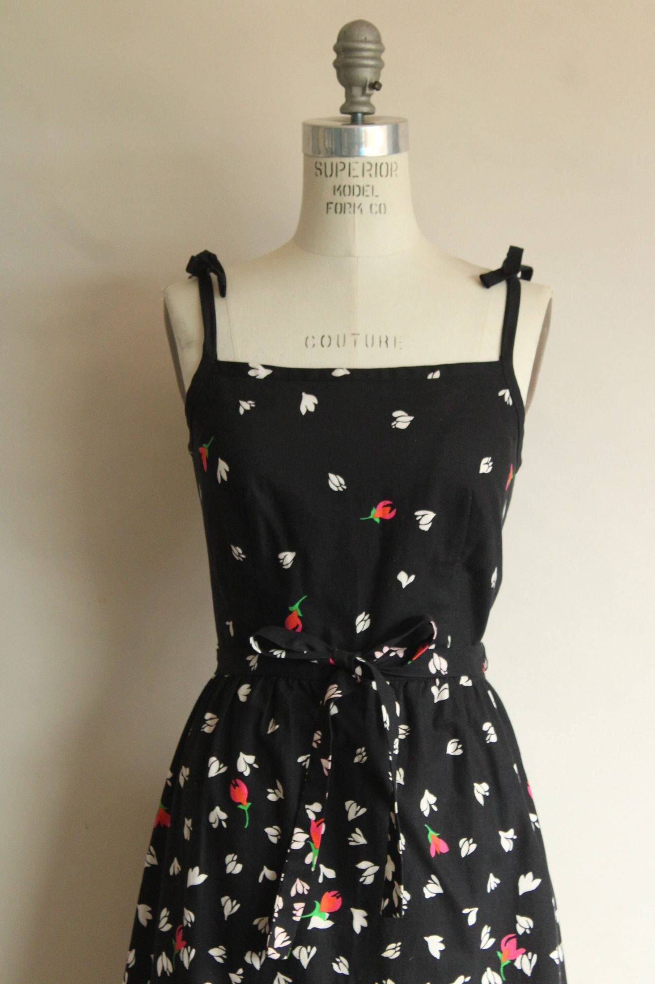 Vintage 1960s Malia Honolulu Floral Print Sundress