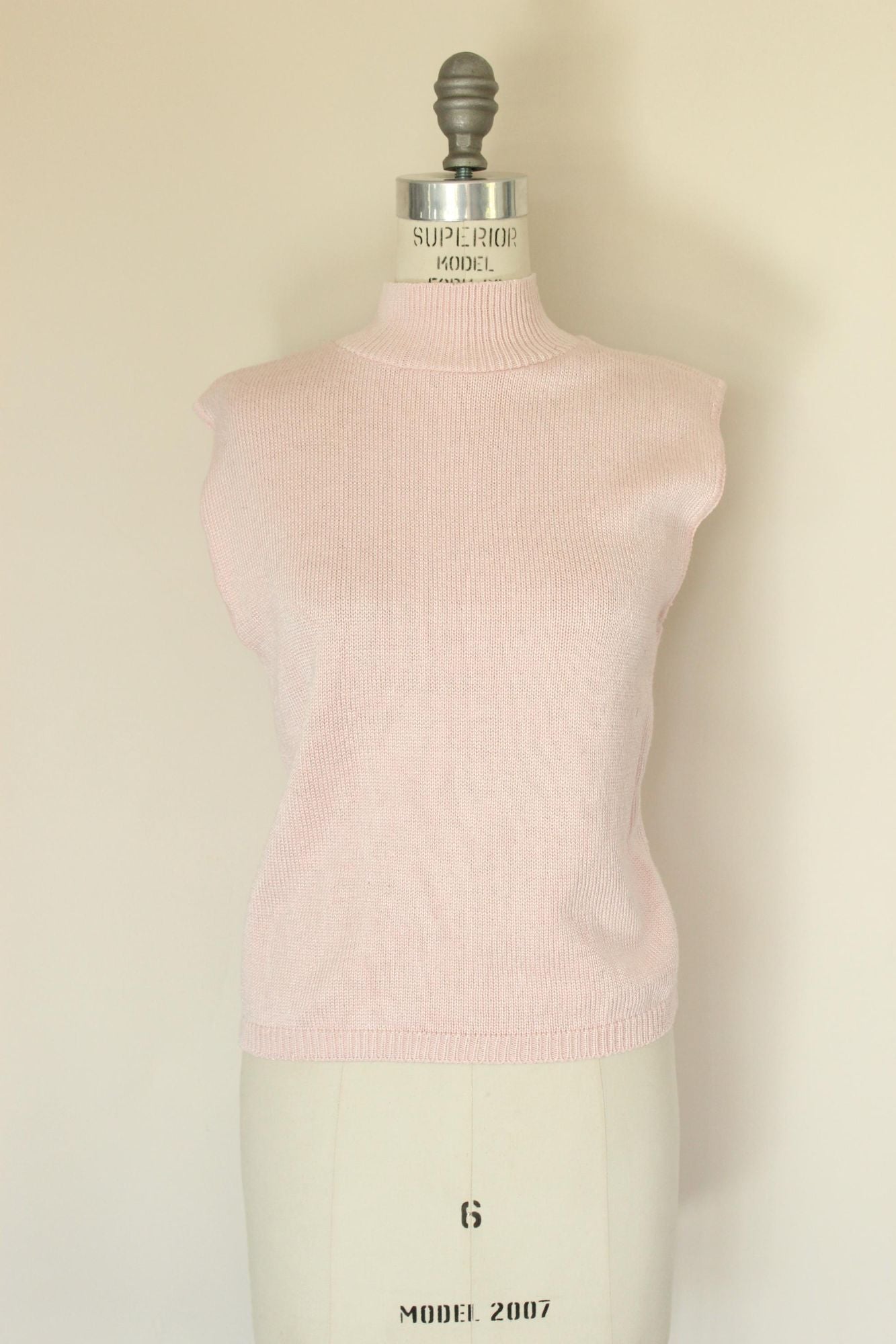 Vintage 1980s 1990s Pink Knit Mock Neck Sleeveless Sweater