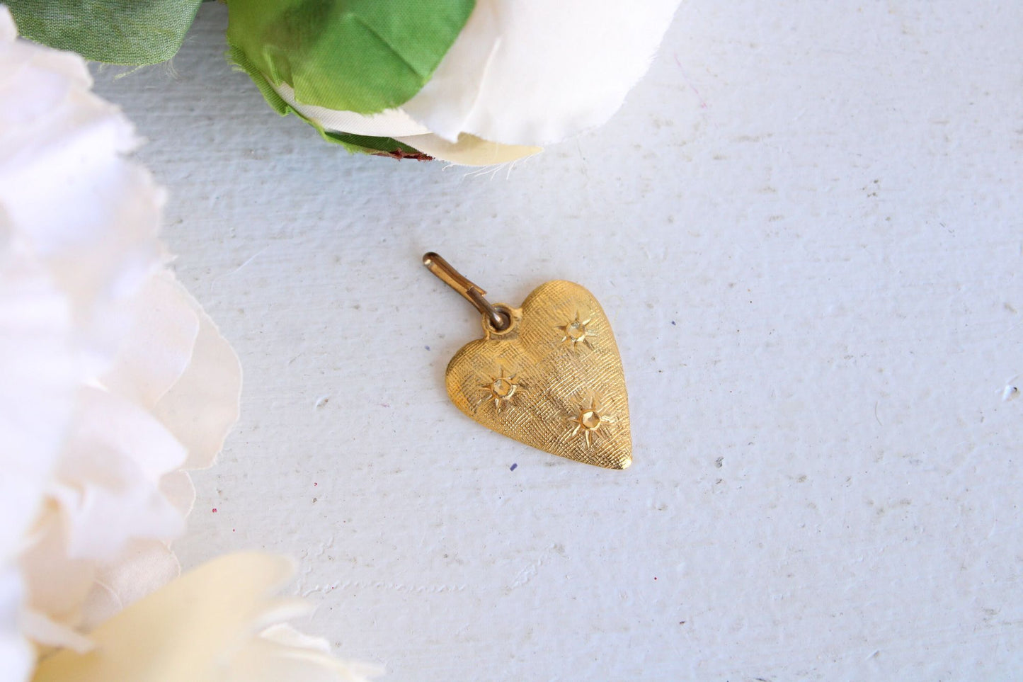 Vintage 1960s Pendant, Heart in Gold Tone Metal Necklace