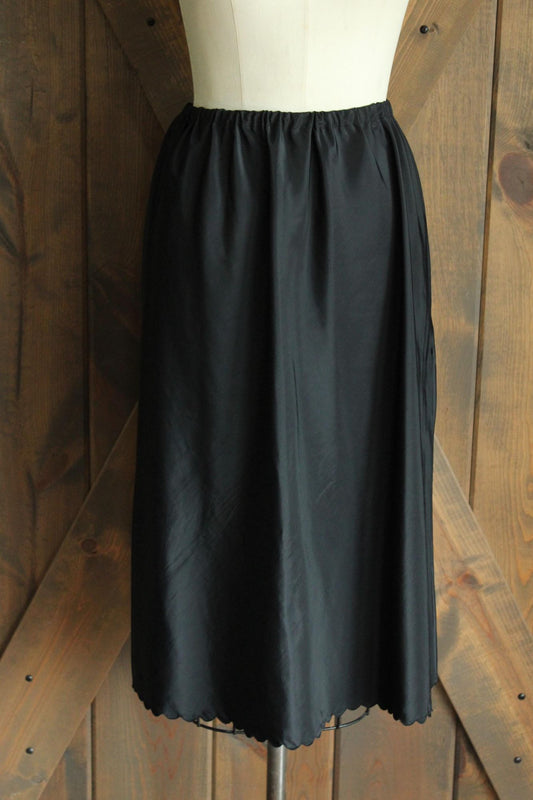 Vintage 1950s 1960s Black Taffeta Half Slip