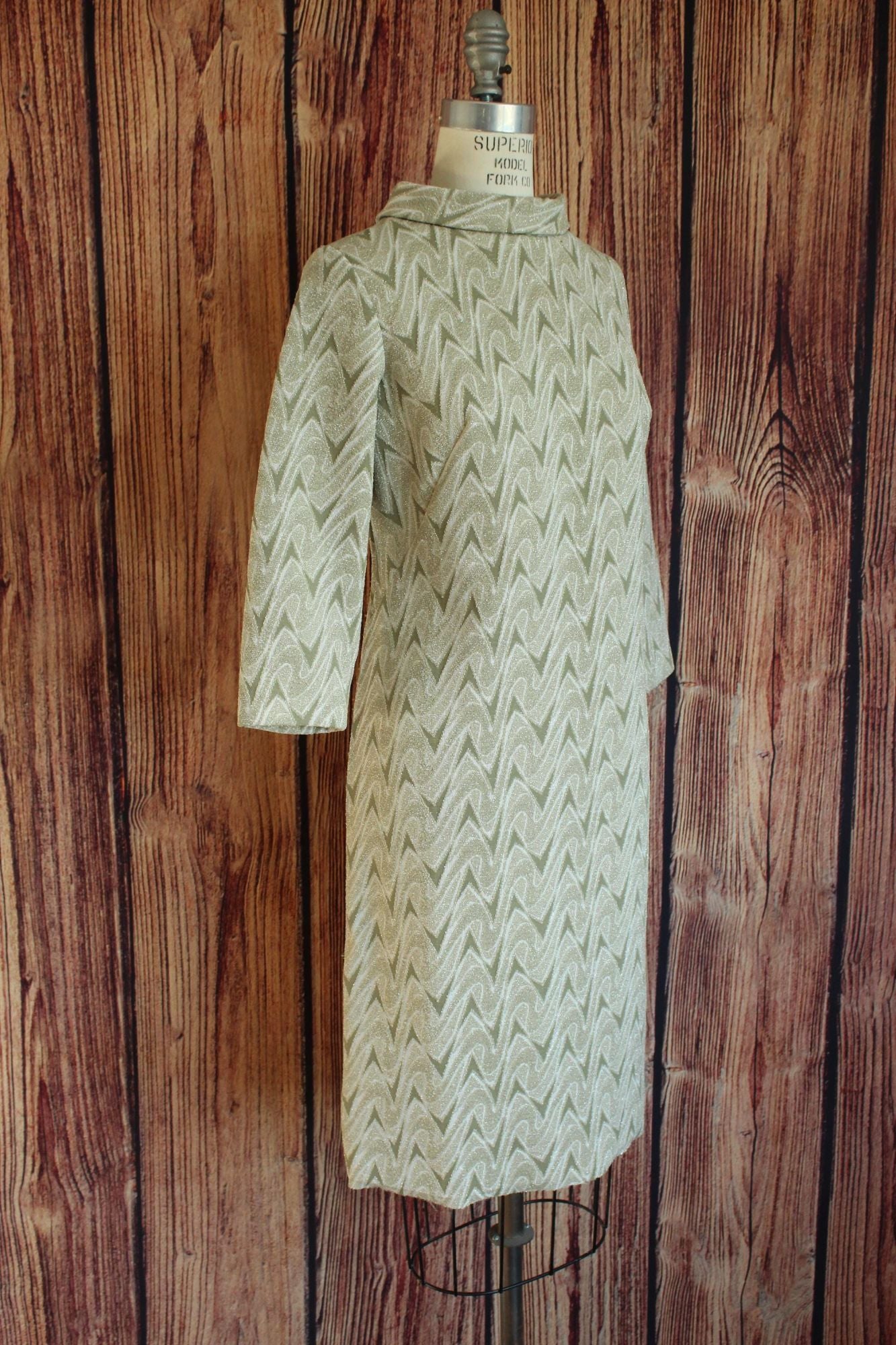 Vintage 1960s Volup Green and Gold Metallic Mod Dress