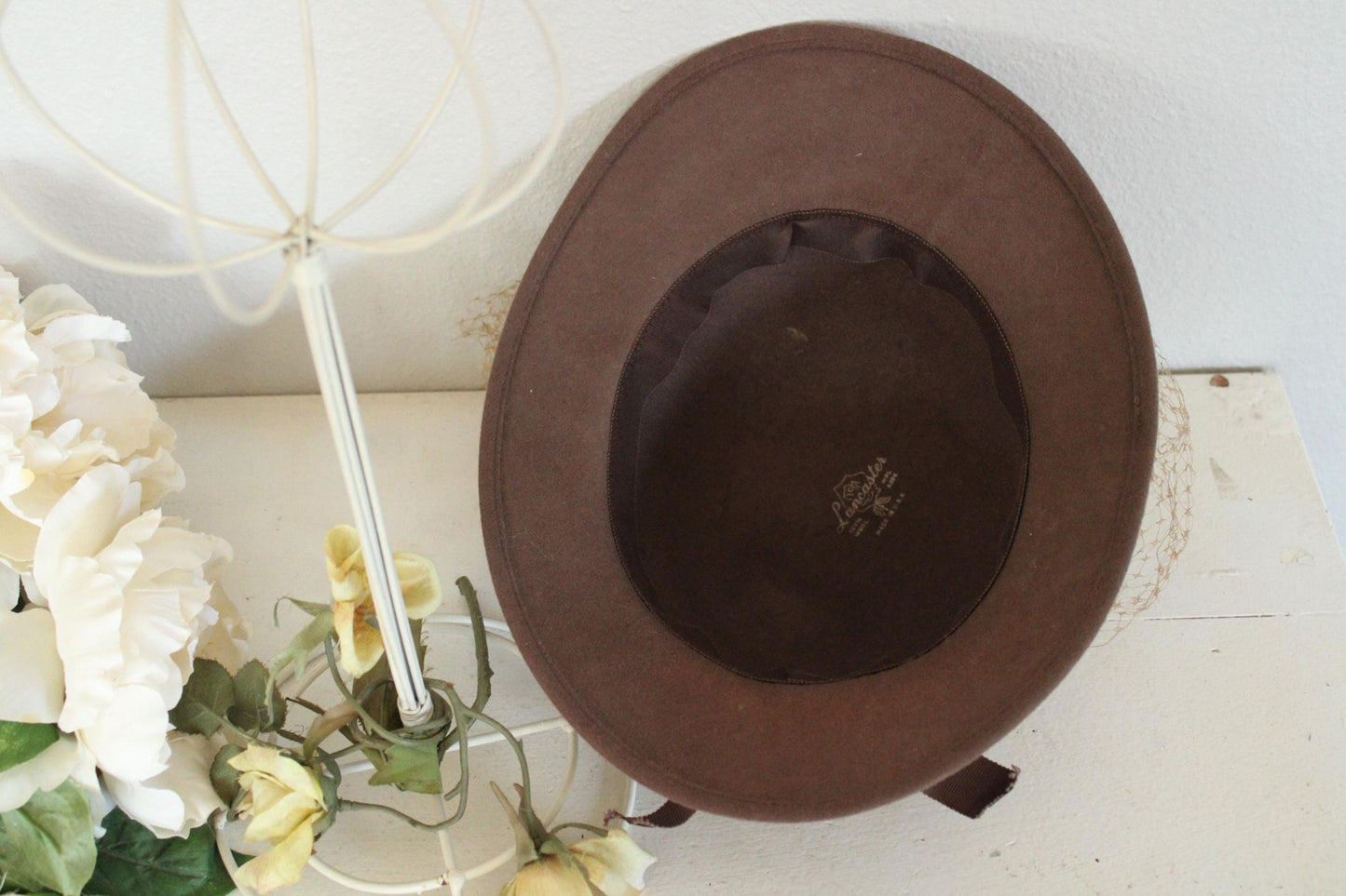 Vintage 1950s 1960s Brown Wool Felt Wide Brimmed Hat with Veil