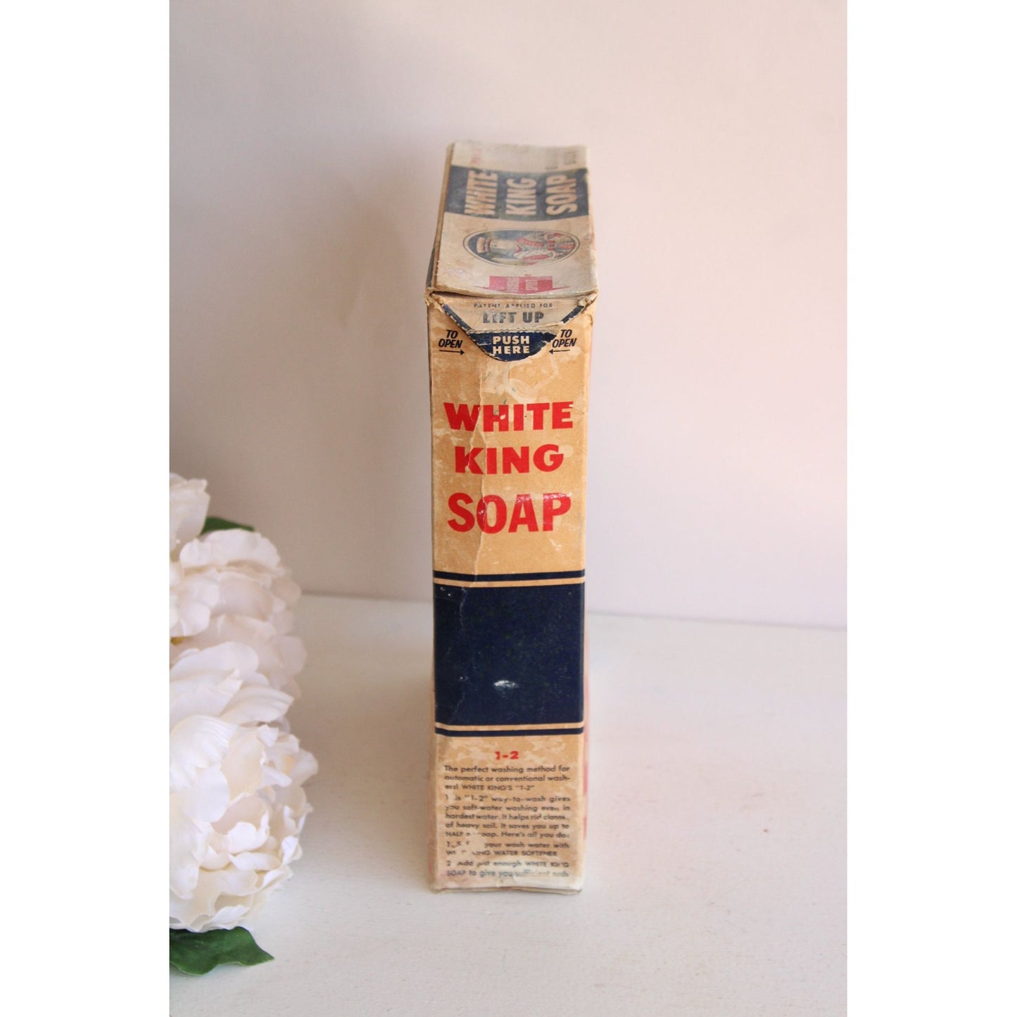 Vintage 1950s White King Soap Box