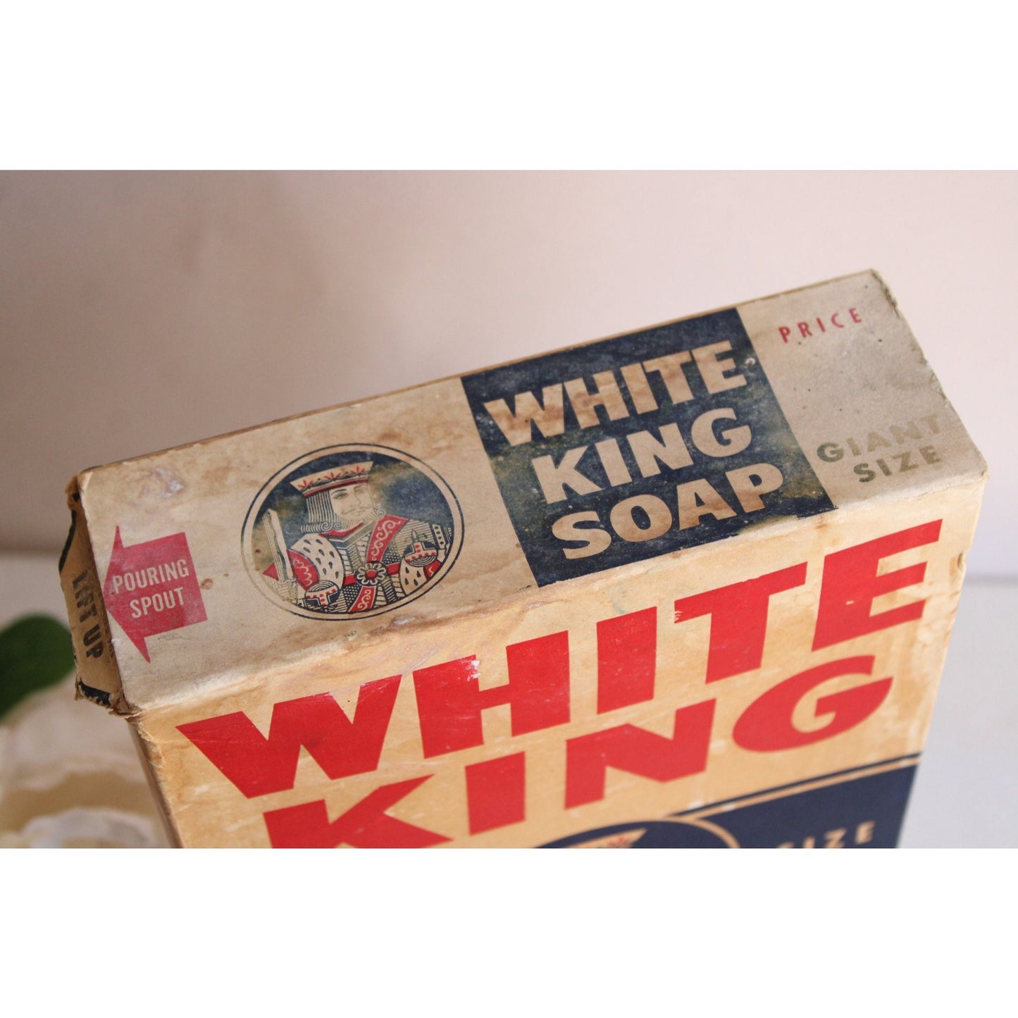 Vintage 1950s White King Soap Box