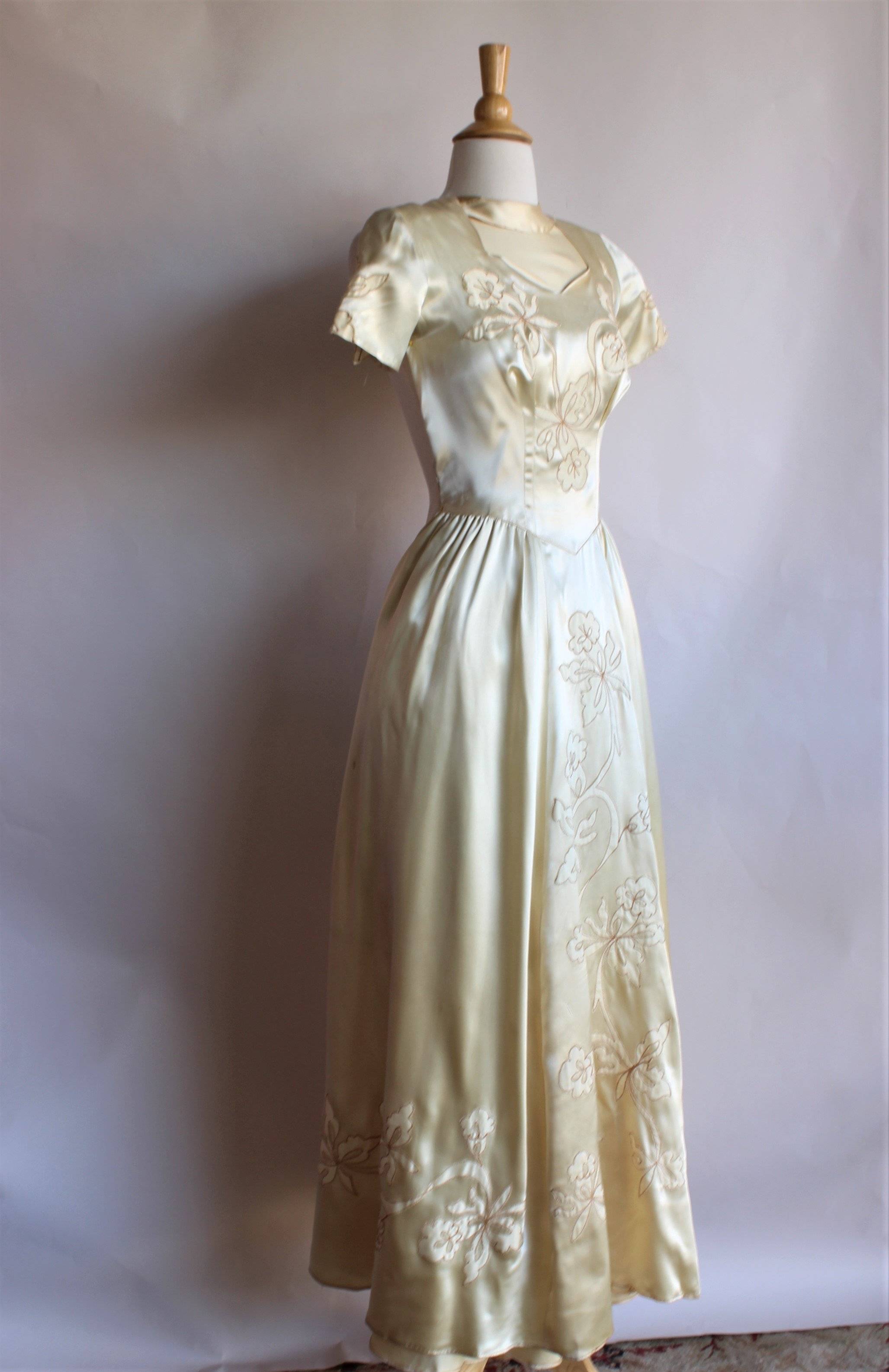 Vintage 1940s Ivory Satin Wedding Gown – Toadstool Farm Vintage