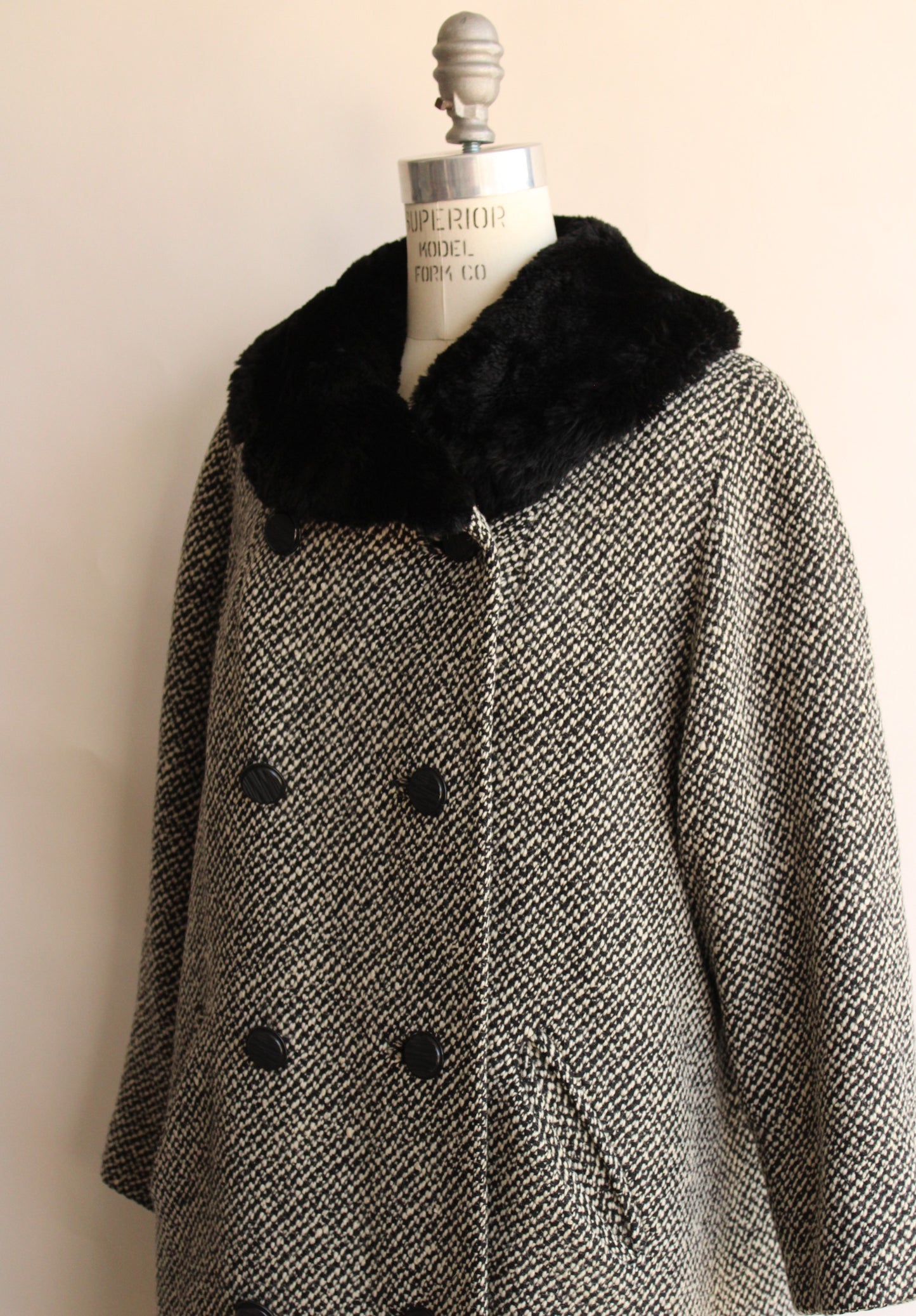 Vintage 1950s Bergdorf Goodman Black and White Tweed Wool Overcoat Wit ...