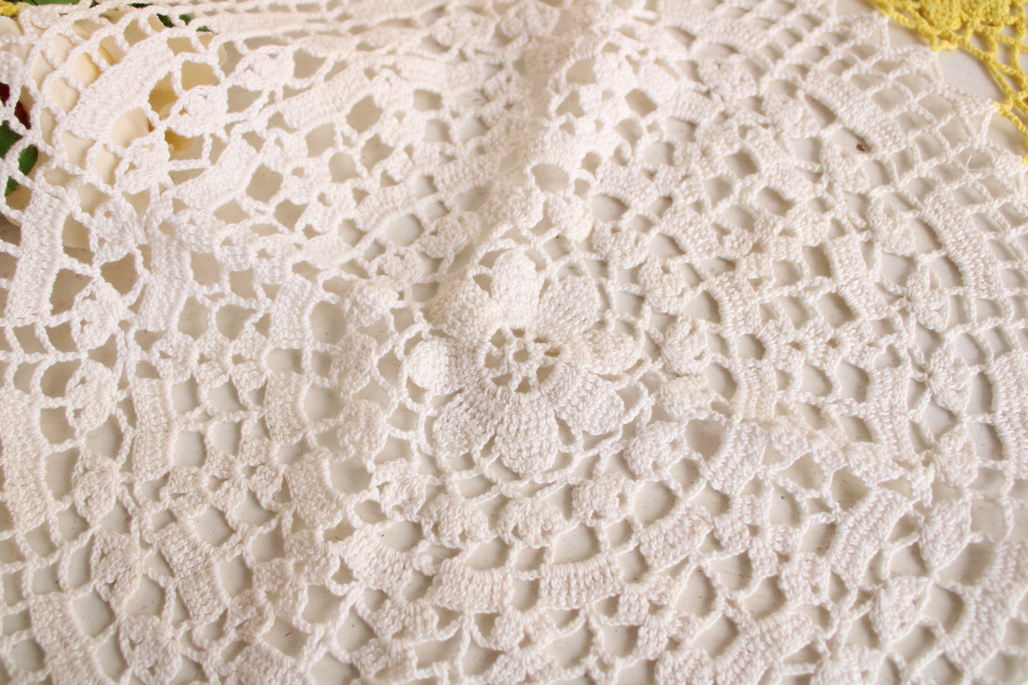 Vintage 1960s Doily in White and Yellow