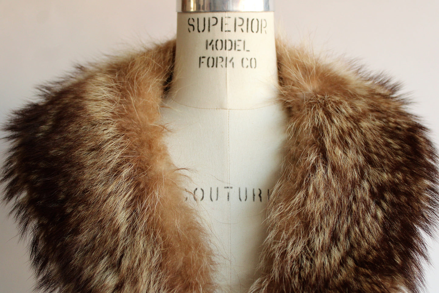 Vintage 1970s Fur Collar