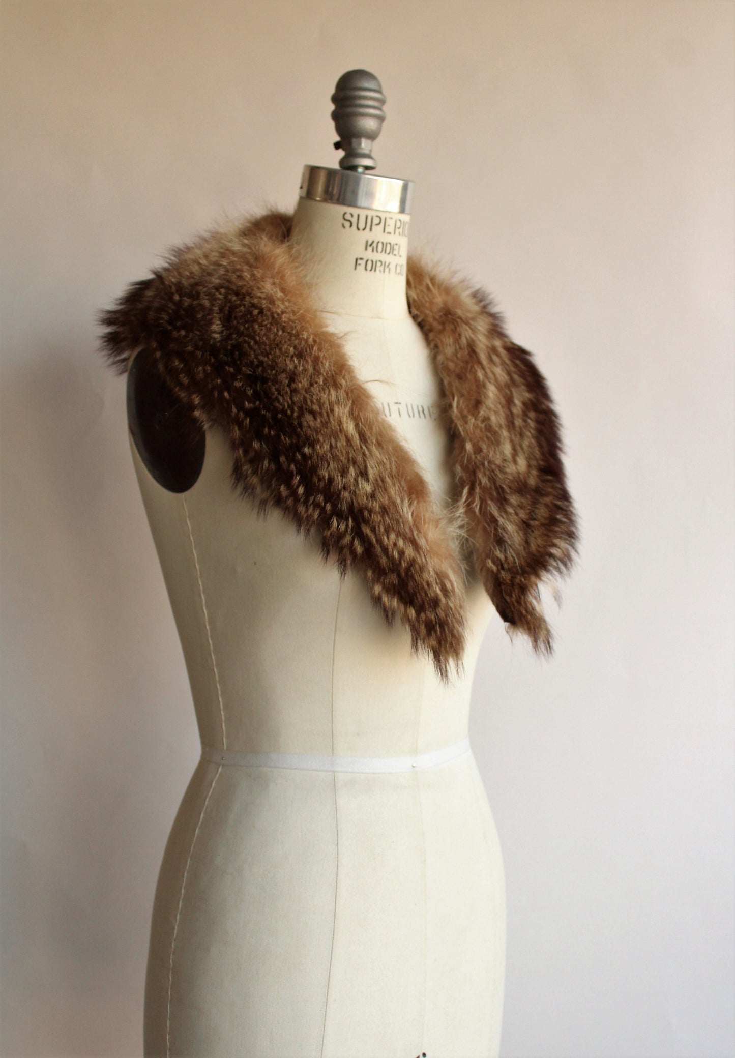 Vintage 1970s Fur Collar