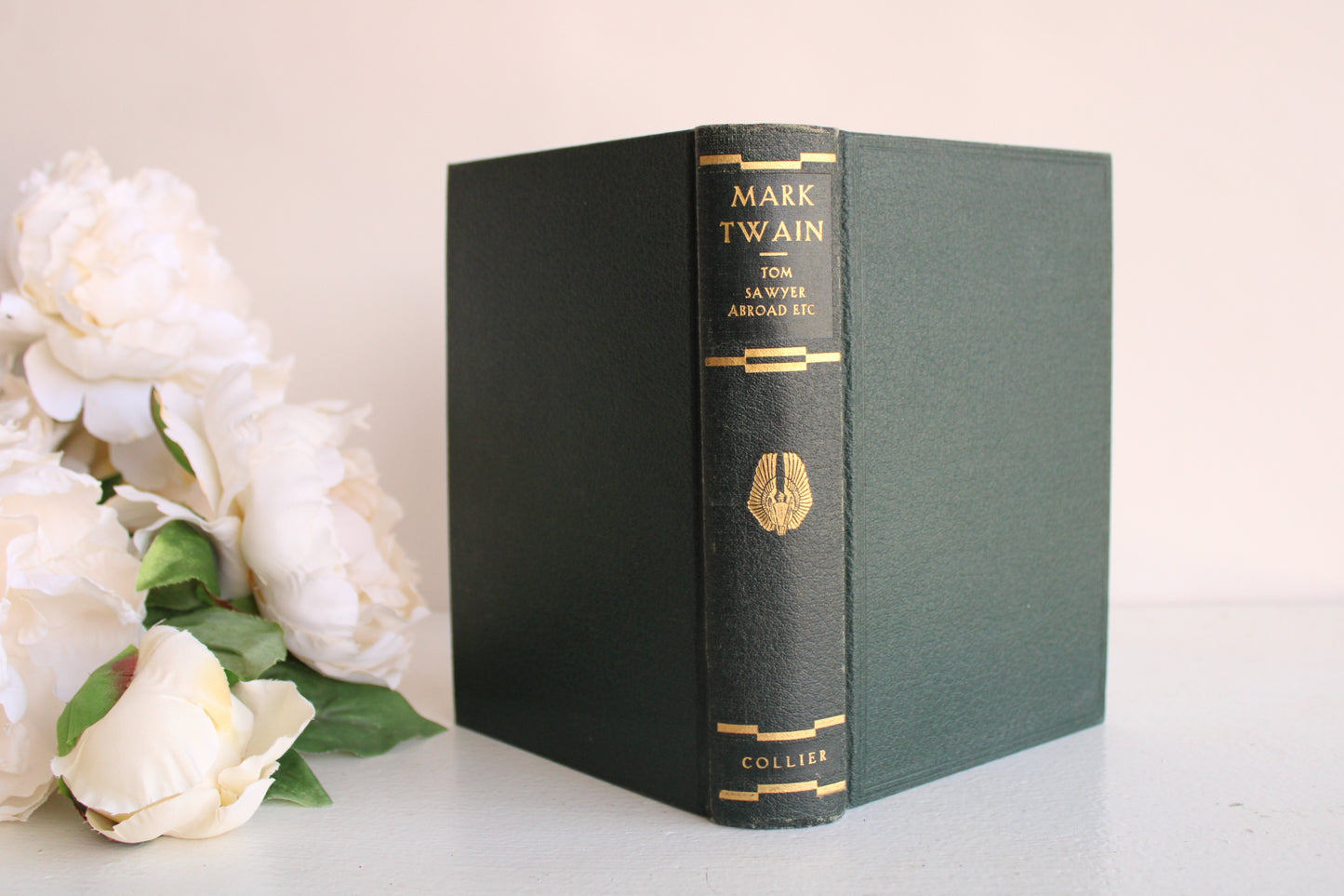 Vintage 1920s Mark Twain Book,  "Tom Sawyer Abroad, Tom Sawyer Detective And Other Stories"