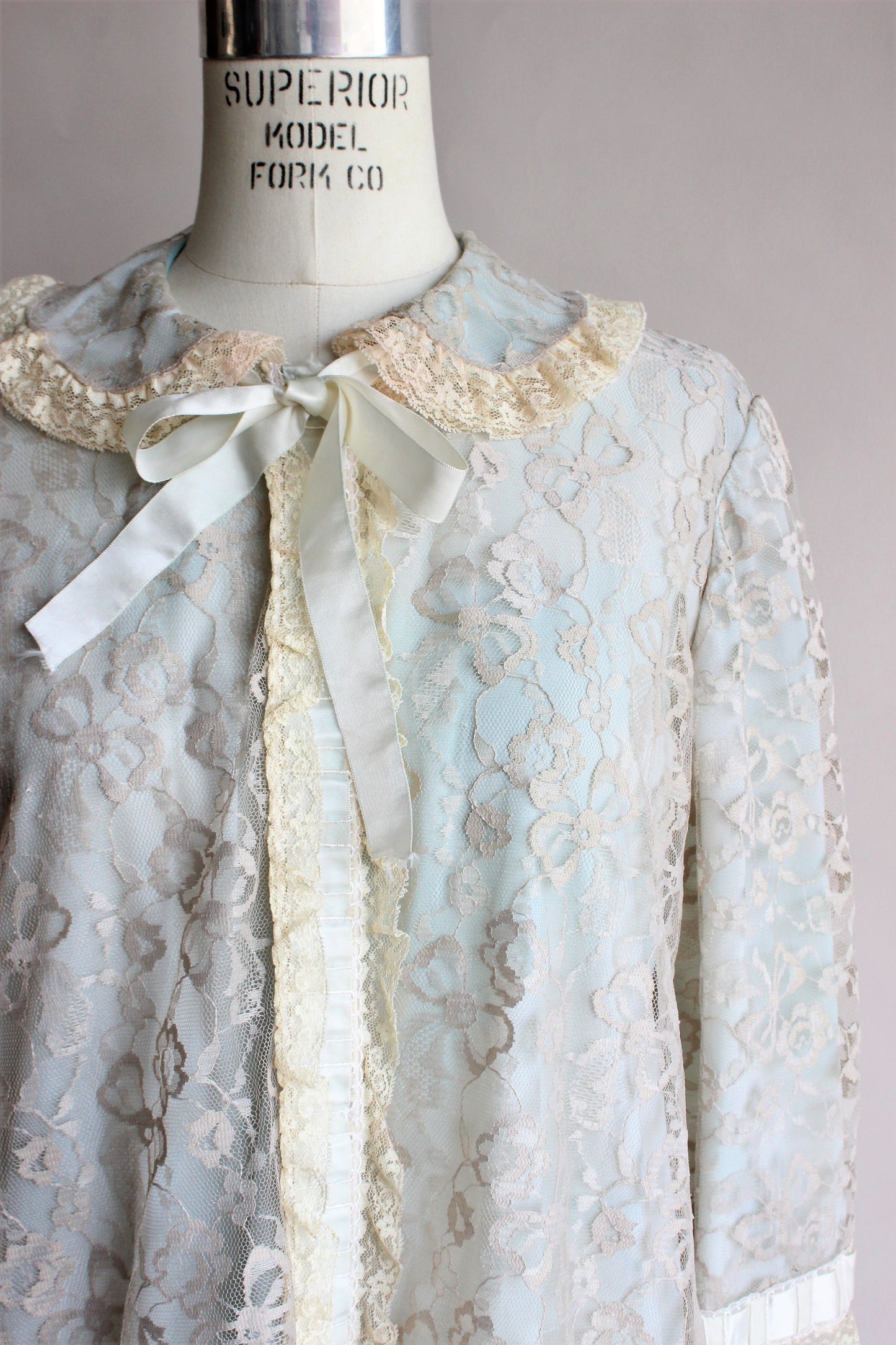 Vintage 1980s Blue and Lace Robe by Odette Barsa