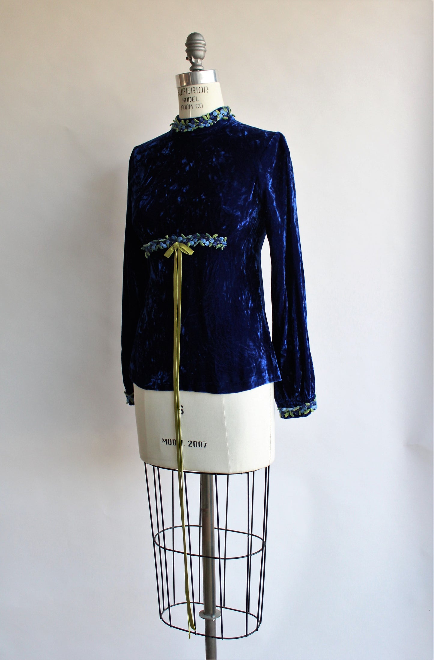 Vintage 1960s Blue Velvet Top