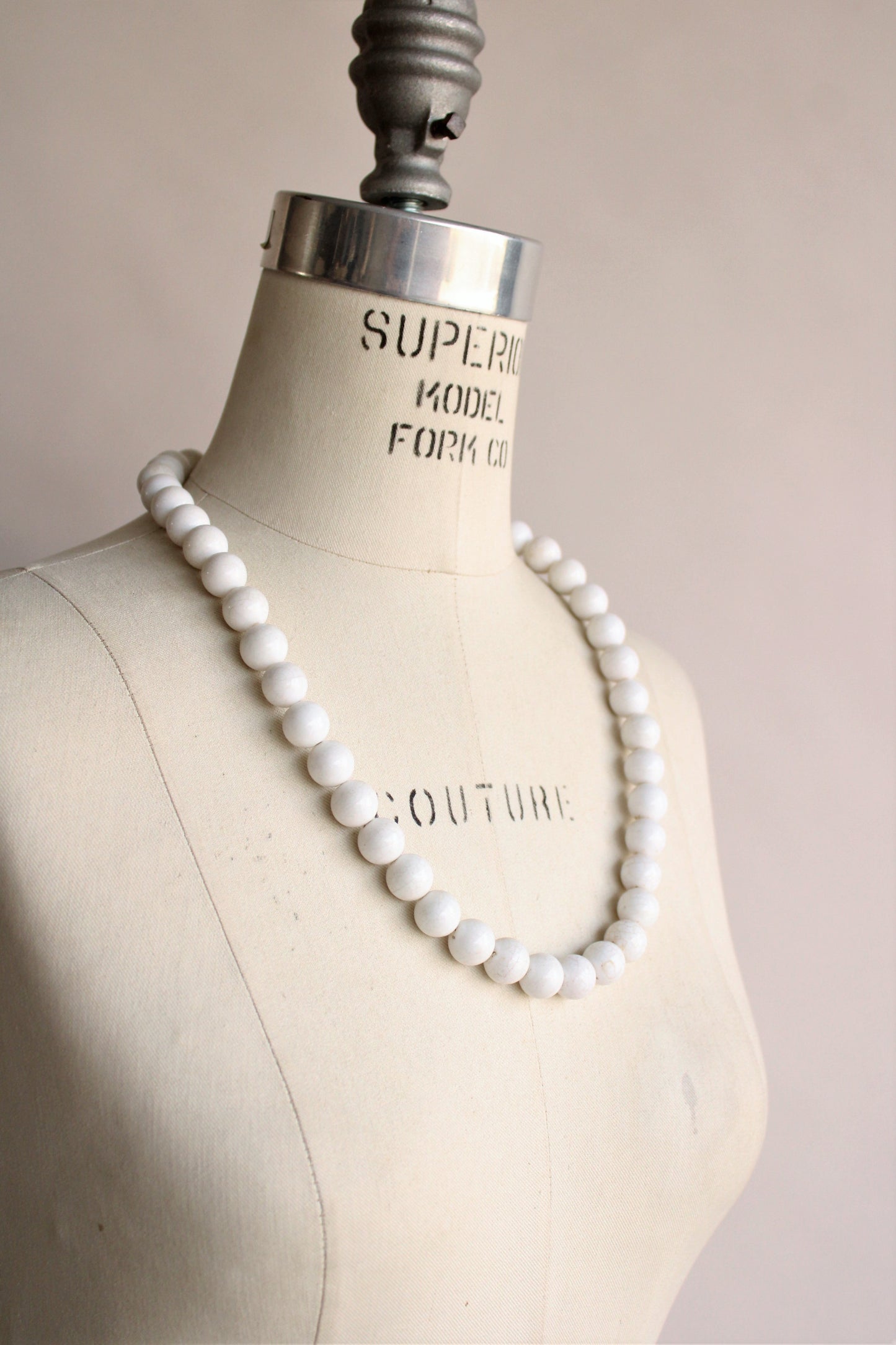 Vintage 1960s White Bead Necklace