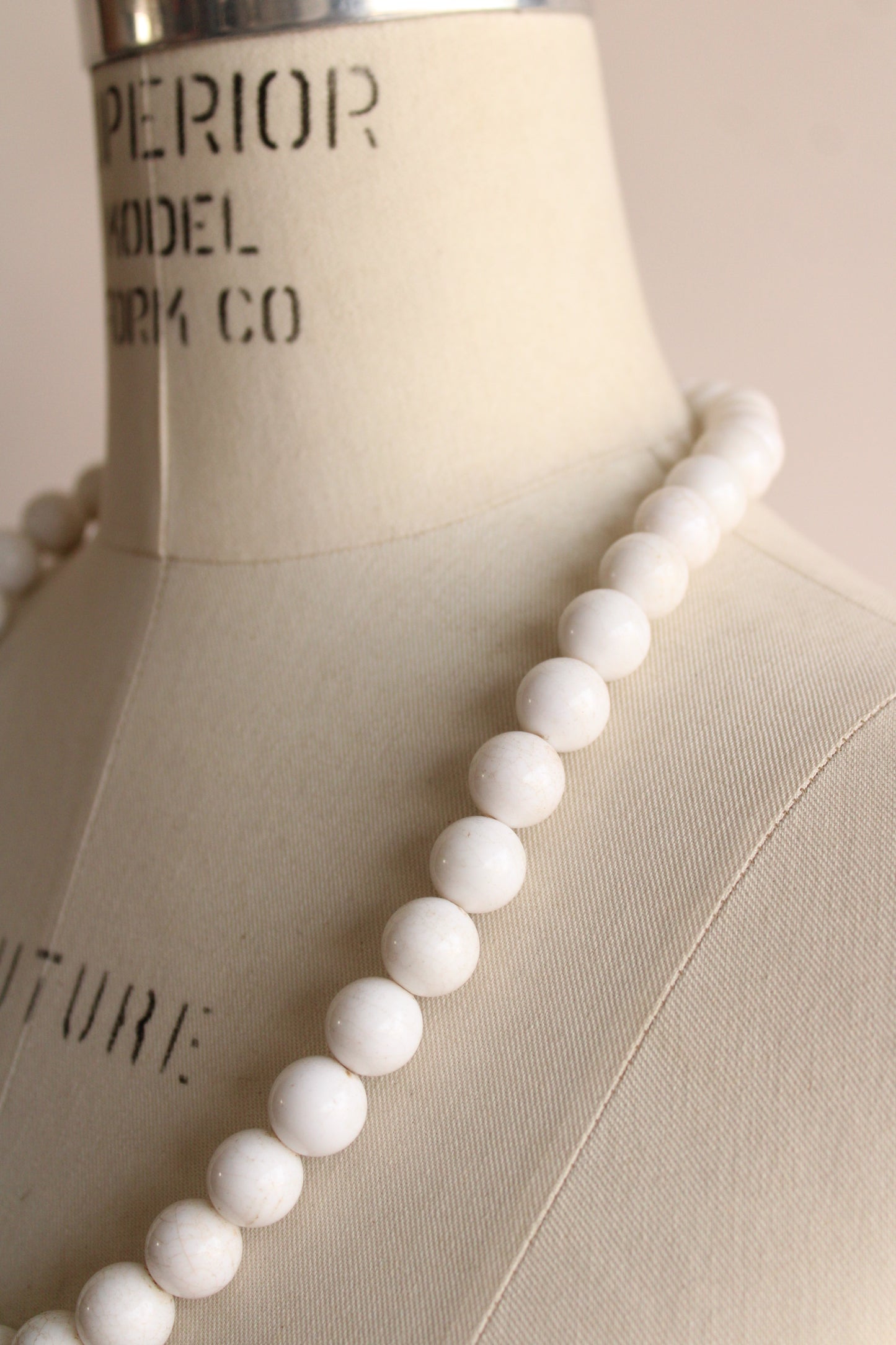 Vintage 1960s White Bead Necklace