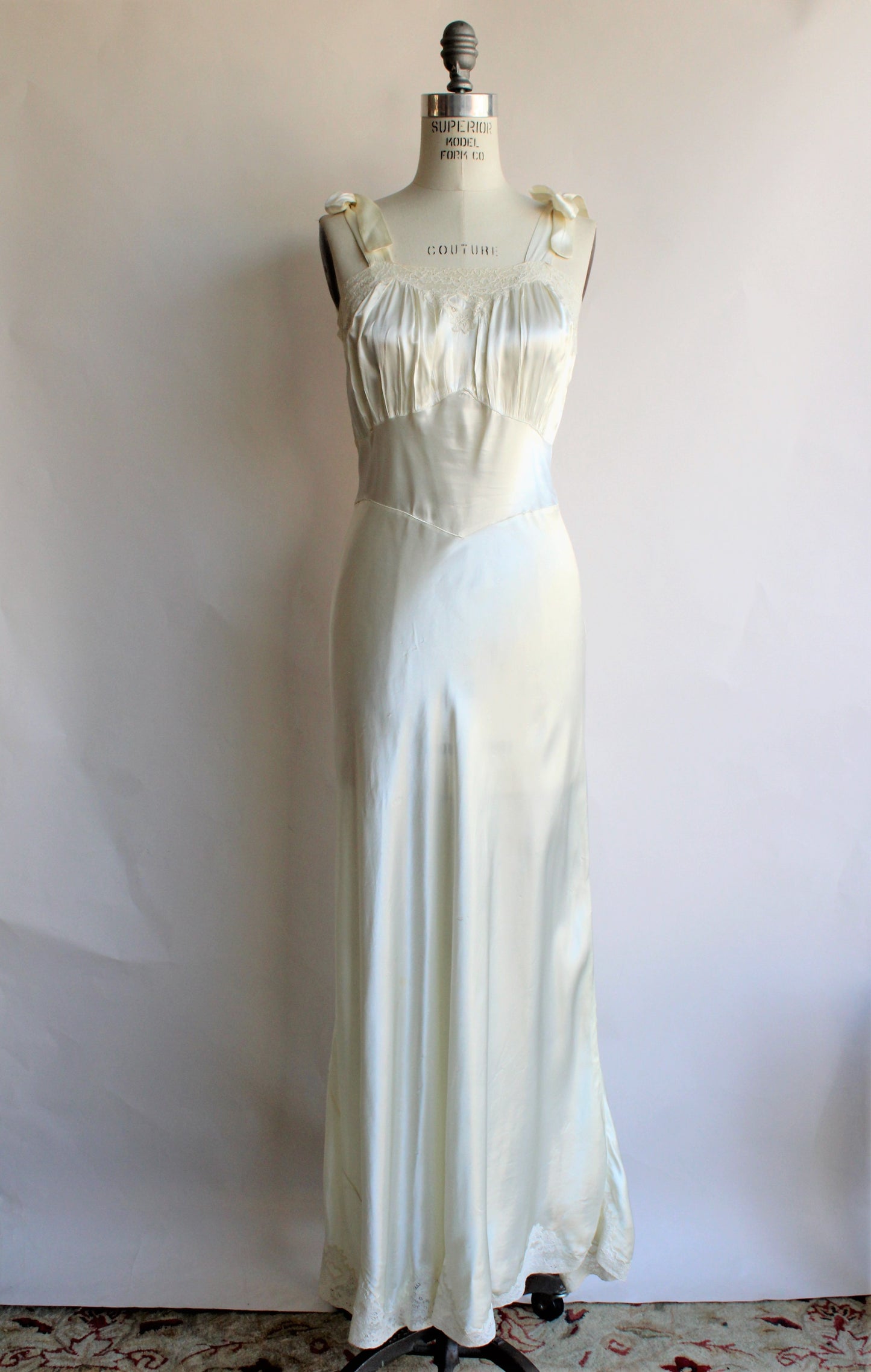 1930s nightgown discount