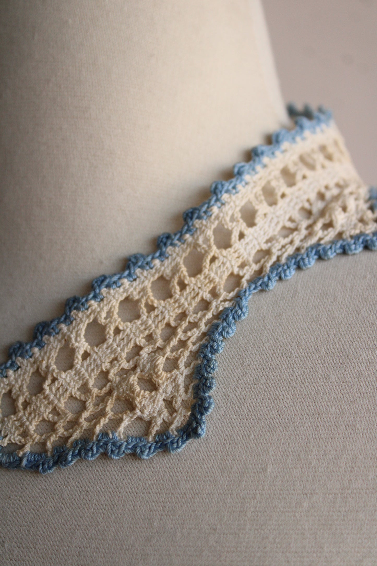 Vintage 1910s Crochet Lace Collar