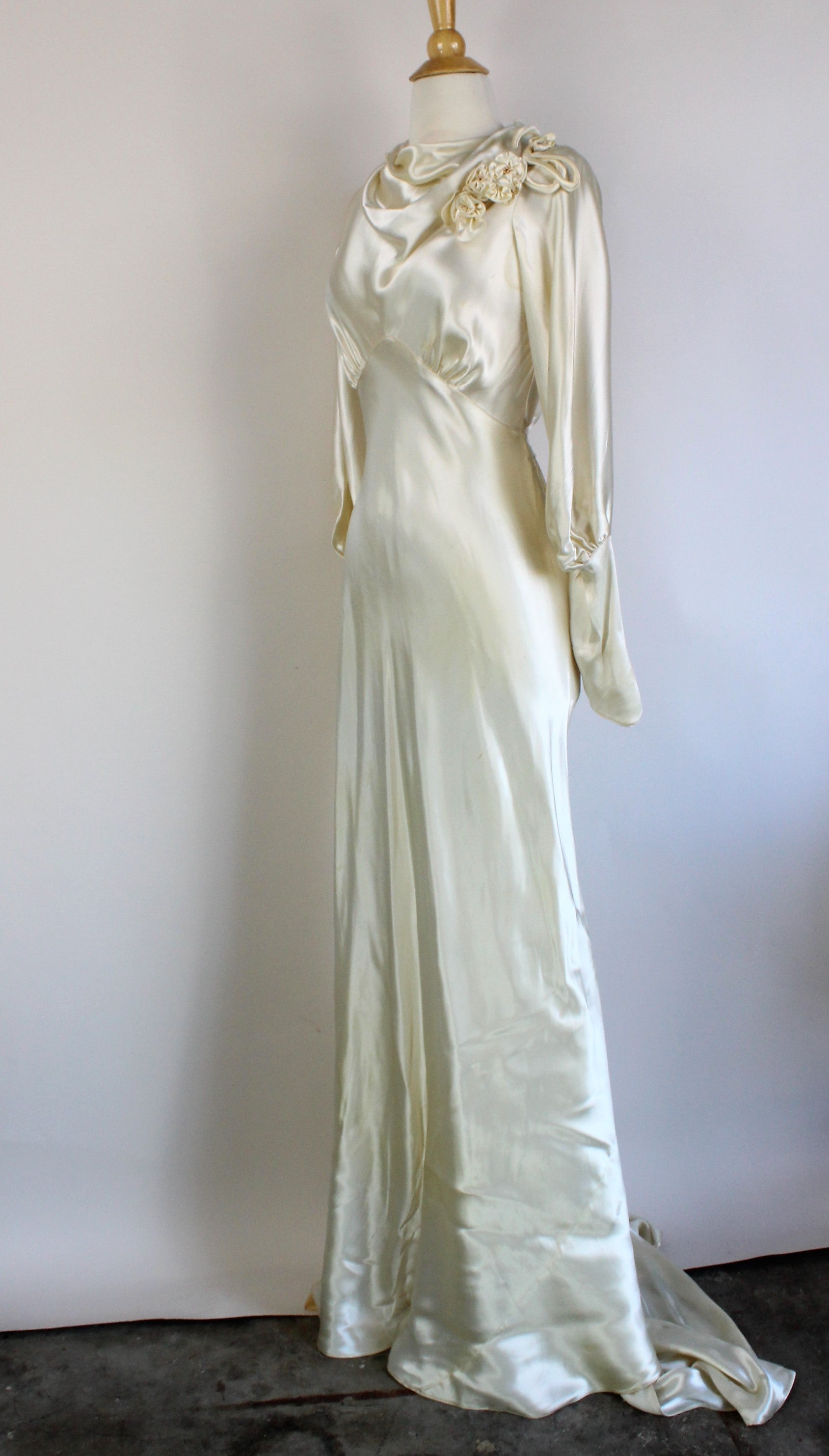 Vintage 1930s Ivory Satin Wedding Gown – Toadstool Farm Vintage