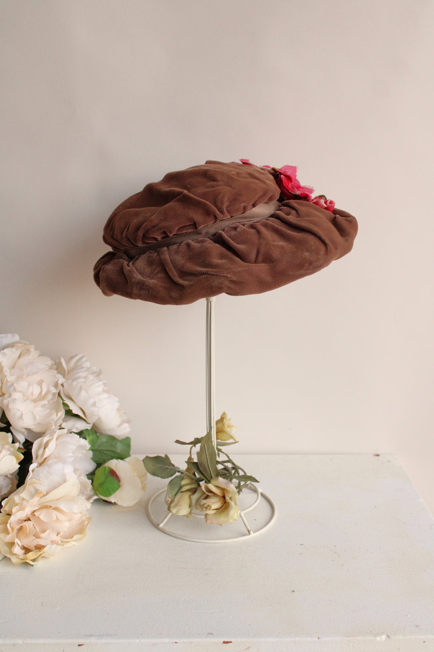 Vintage Brown Velvet Hat with Pink Velvet Flowers