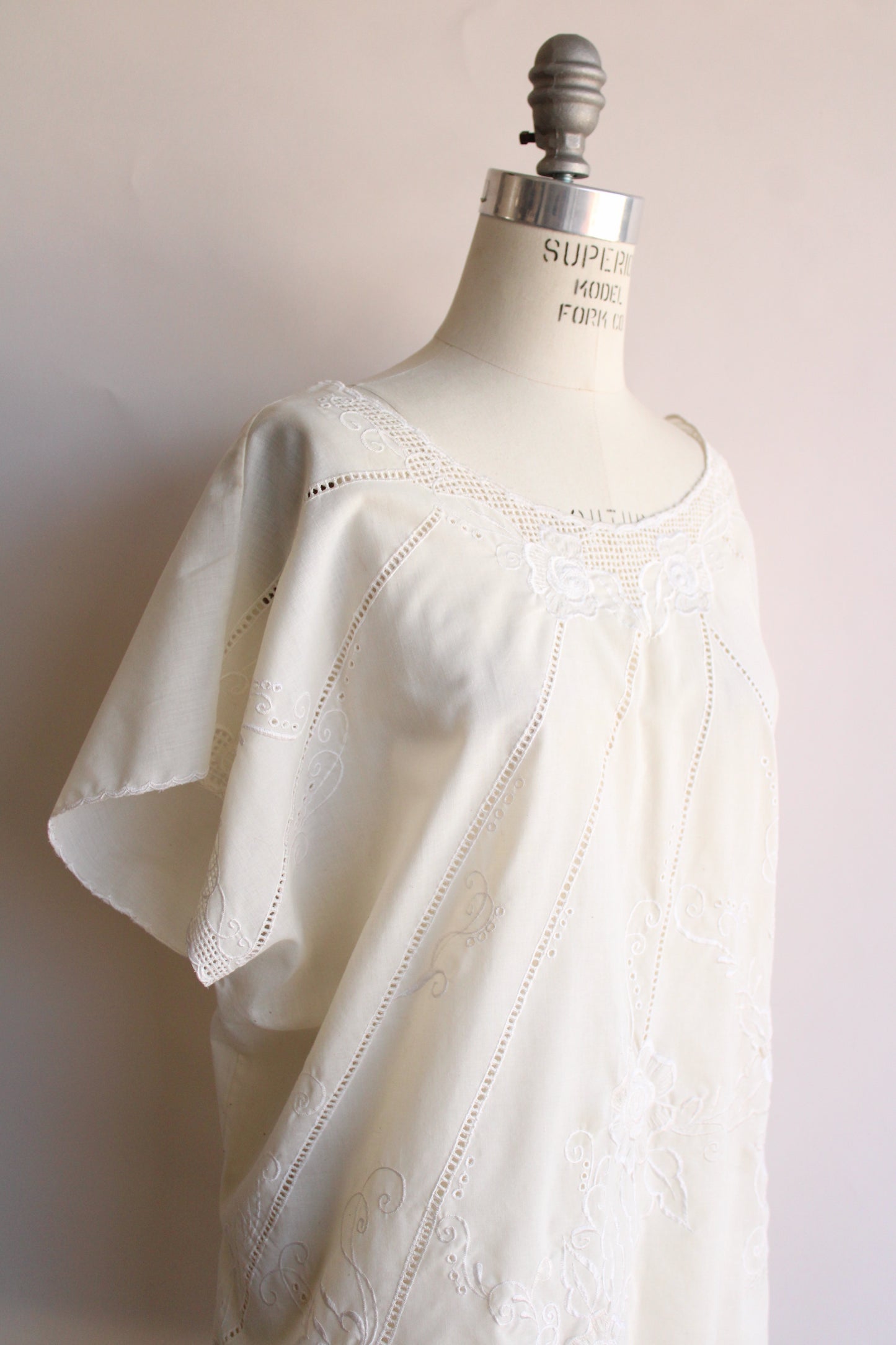 Vintage 1980s Embroidered Peasant Blouse