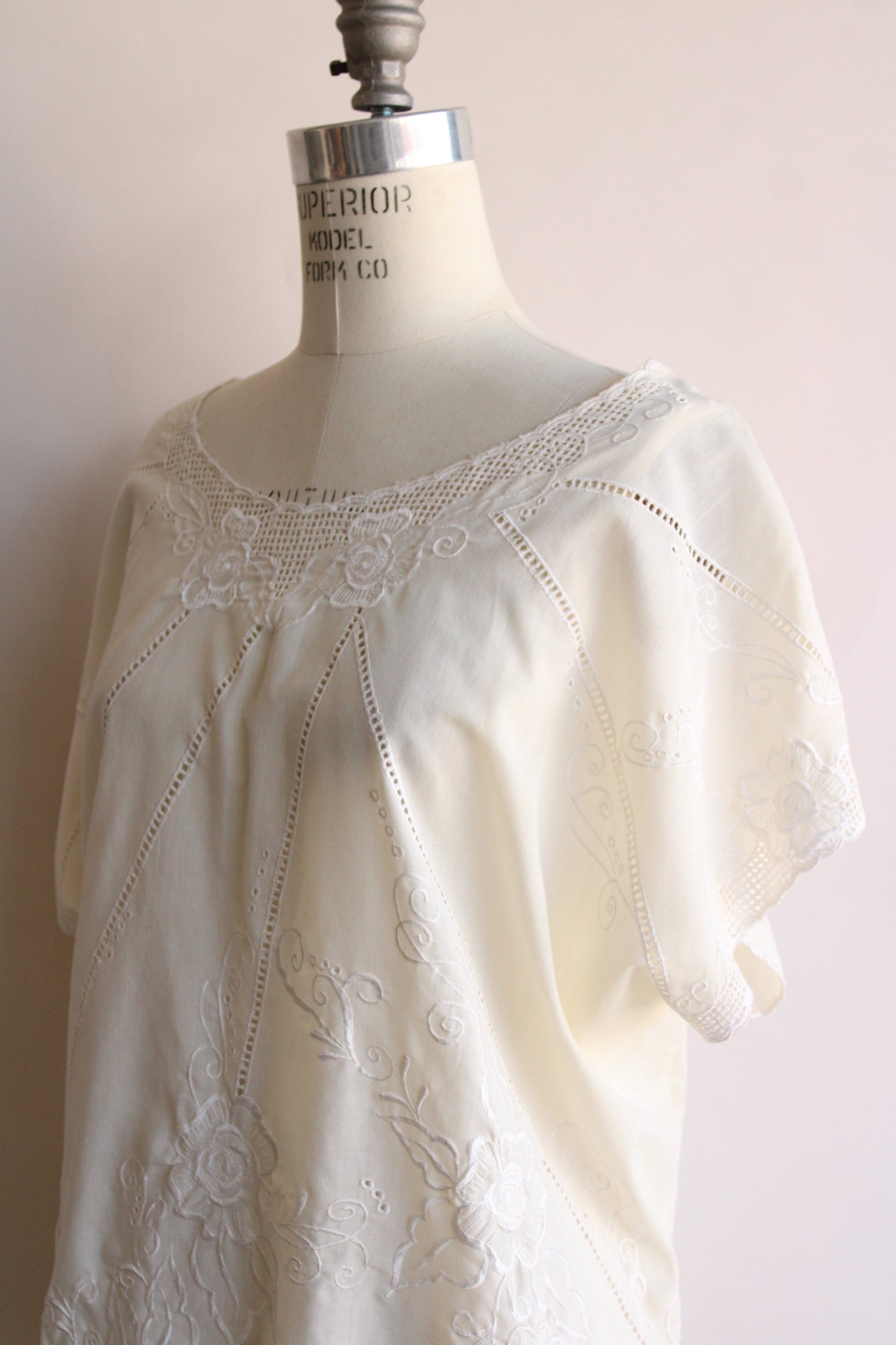 Vintage 1980s Embroidered Peasant Blouse