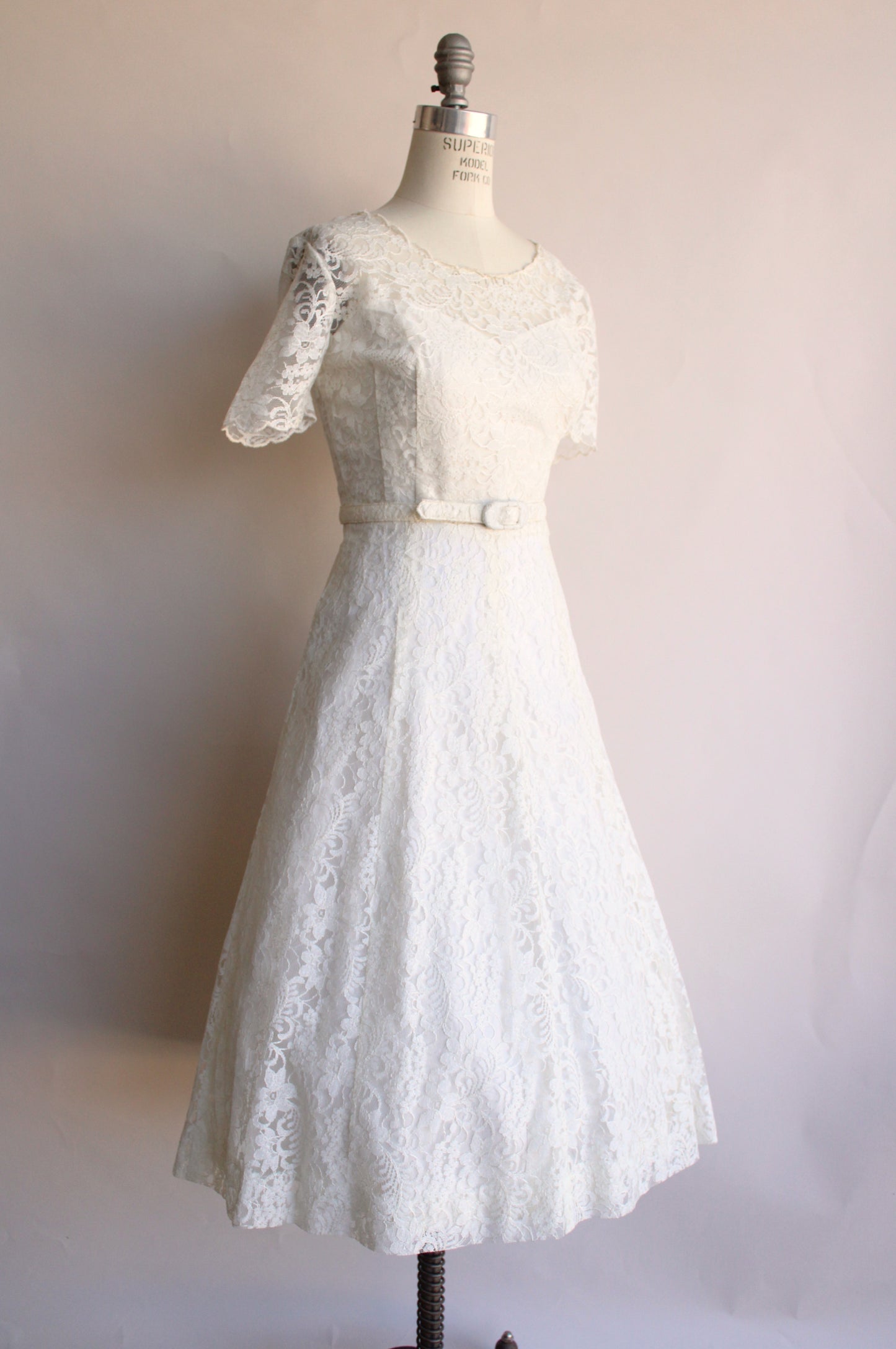 Vintage 1950s White Lace Dress with Belt