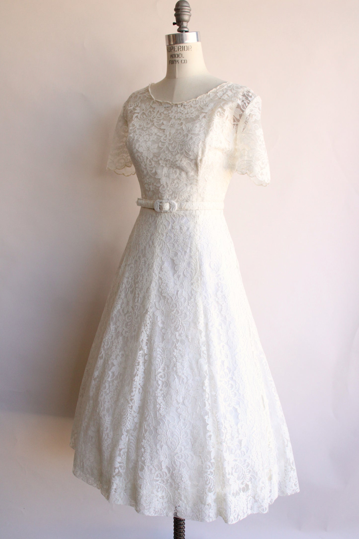 Vintage 1950s White Lace Dress with Belt