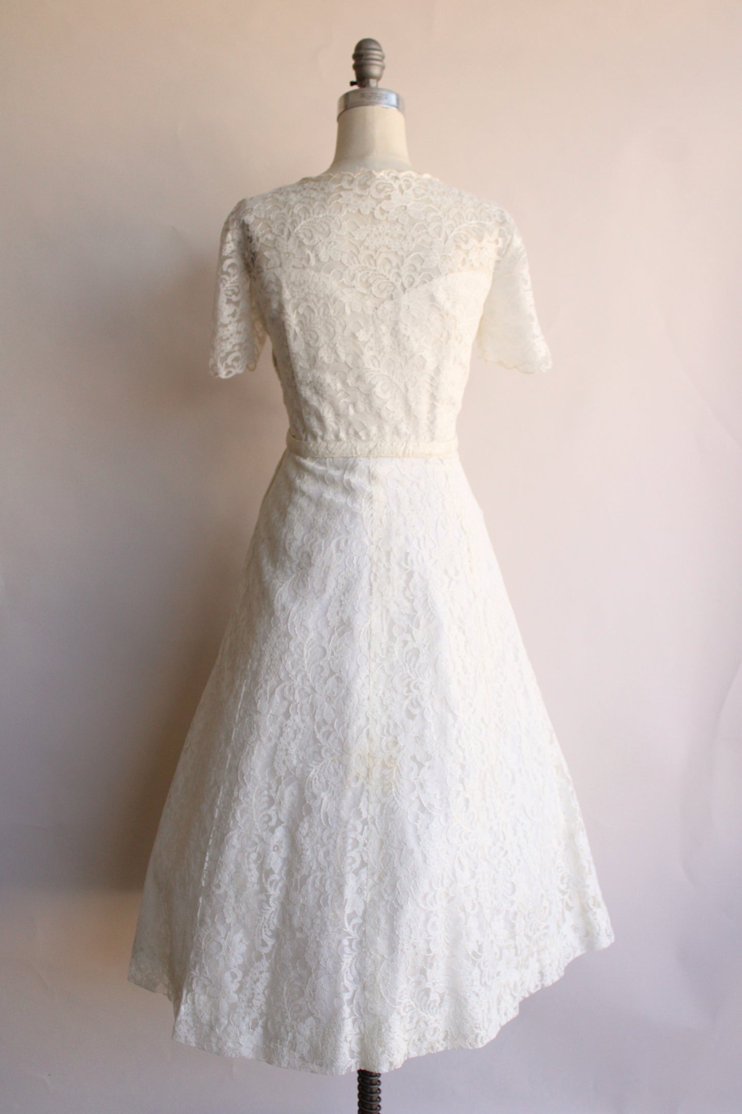 Vintage 1950s White Lace Dress with Belt